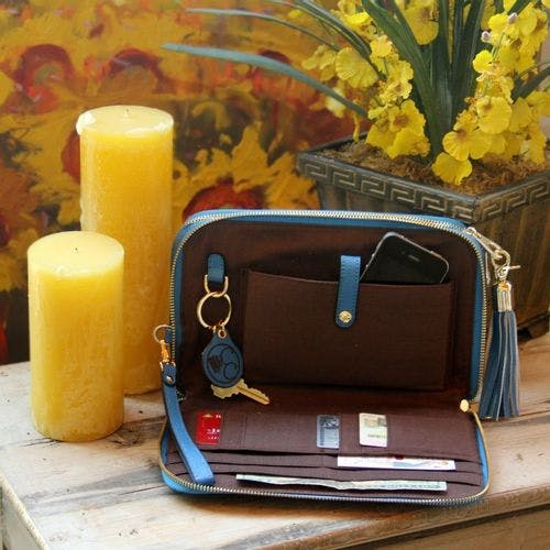 Concealed Carrie Cool Blue Leather Compact Carrie